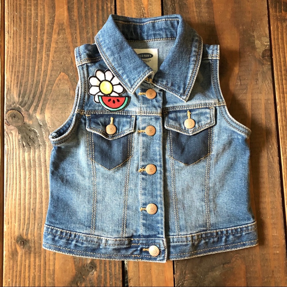 🌼🍉Old Navy Denim Vest with Patches